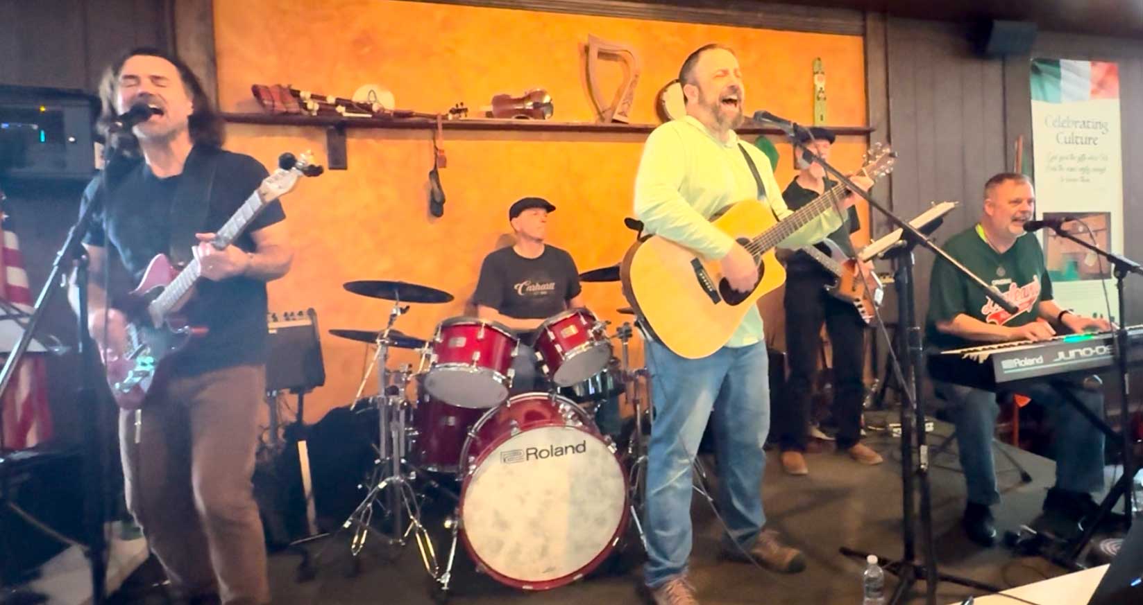 The Devil's Dew - Detroit Michigan Irish and Celtic Music Band
