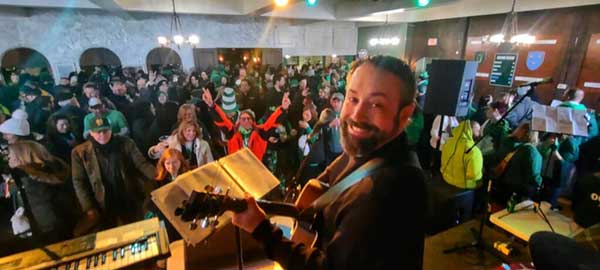 The Devil's Dew - Detroit Michigan Irish and Celtic Music Band